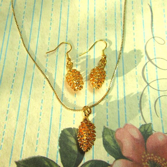 Gold Dipped Mini REAL Vintage Pinecone Charm Necklace and Earrings Set - Picture 1 of 7